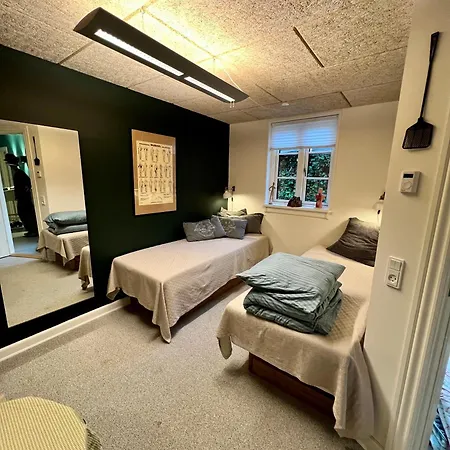 Homestay Room 2 Second Floor Odense